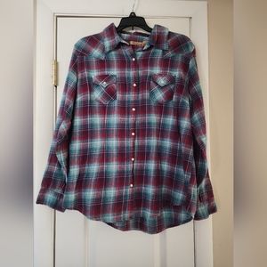 Womans Wrangler flannel